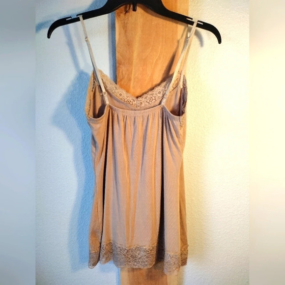 Polly and Esther Light Brown Tan Lace Trim Cami Strap Camisole Top. Size… - Picture 3 of 9